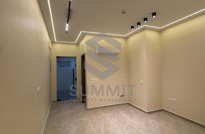 Office Space - Studio - 1 Bathroom for rent in Lake View Residence - 5th Settlement Compounds - The 5th Settlement - New Cairo City - Cairo