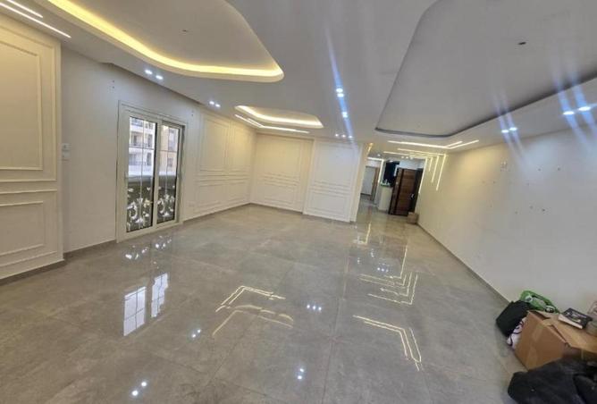 8647780 - الصورة الرئيسية للعقار