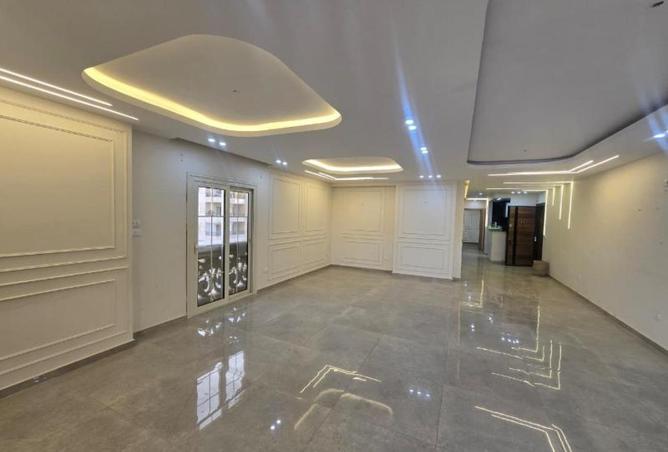 8647780 - صورة العقار 2