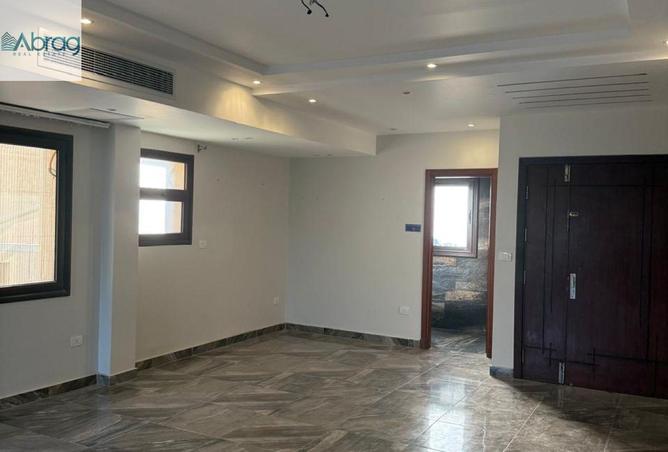 93249627 - Property Image 3
