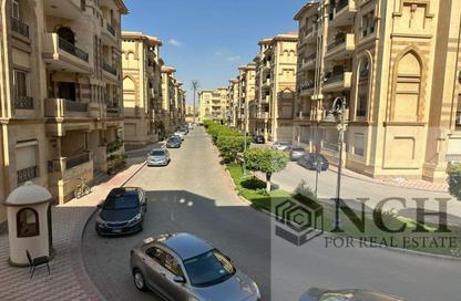 Apartment - 2 Bedrooms - 2 Bathrooms for rent in Hayah Residence - North Teseen St. - The 5th Settlement - New Cairo City - Cairo