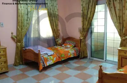 فيلا - 4 غرف نوم - 3 حمامات للبيع في الحي السابع - مدينة 6 أكتوبر - الجيزة