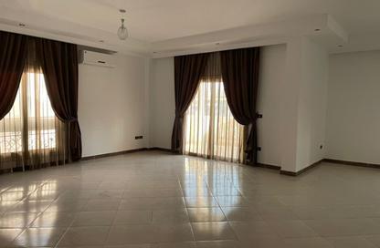 Apartment - 3 Bedrooms - 3 Bathrooms for sale in Orouba Axis - Area A - Ganoob El Acadimia - New Cairo City - Cairo Apartment - 3 Bedrooms - 3 Bathrooms for sale in Orouba Axis - Area A - Ganoob El Acadimia - New Cairo City - Cairo