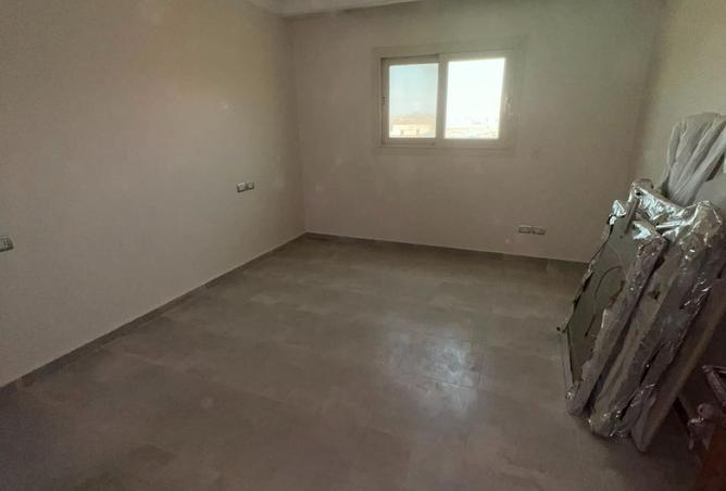 94091850 - Property Image 3