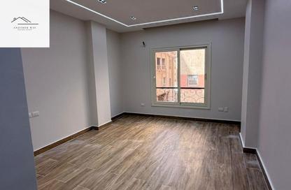 Apartment - 3 Bedrooms - 3 Bathrooms for rent in Mostashareen - North Investors Area - New Cairo City - Cairo