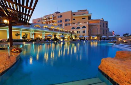 Villa - 5 - 4 for sale in emerald - Dream Land - Al Wahat Road - 6 October City - Giza