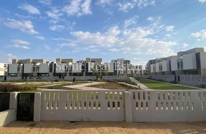 Townhouse - 3 Bedrooms - 3 Bathrooms for sale in Al Burouj Compound - El Shorouk Compounds - Shorouk City - Cairo Townhouse - 3 Bedrooms - 3 Bathrooms for sale in Al Burouj Compound - El Shorouk Compounds - Shorouk City - Cairo