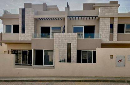 Townhouse - 4 - 3 for sale in Tawny Hyde Park - 6 October Compounds - 6 October City - Giza