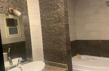 Apartment - 4 Bedrooms - 3 Bathrooms for sale in Gool Gamal St. - Al Agouza - Giza Apartment - 4 Bedrooms - 3 Bathrooms for sale in Gool Gamal St. - Al Agouza - Giza