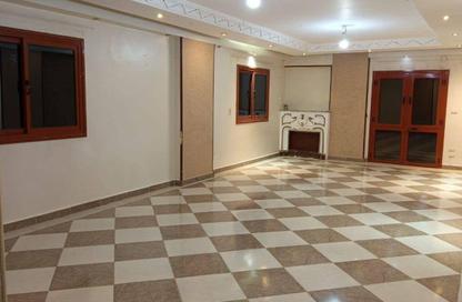 Apartment - 3 Bedrooms - 2 Bathrooms for rent in Gate 4 - Mena - Hadayek El Ahram - Giza Apartment - 3 Bedrooms - 2 Bathrooms for rent in Gate 4 - Mena - Hadayek El Ahram - Giza