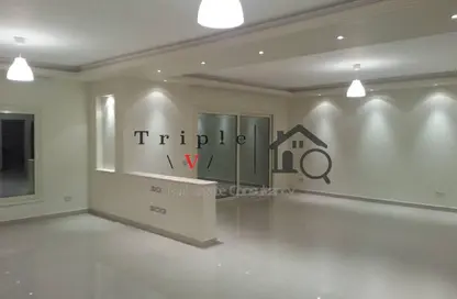 شقة - 4 غرف نوم - 3 حمامات للايجار في بيفرلي هيلز - كمبوندات الشيخ زايد - الشيخ زايد - الجيزة