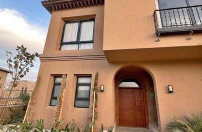 Townhouse - 4 Bedrooms - 3 Bathrooms for sale in Village West - Sheikh Zayed Compounds - Sheikh Zayed City - Giza