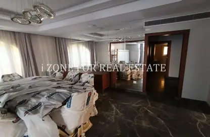 فيلا - 7 غرف نوم للبيع في ميفيدا - كمبوندات التجمع الخامس - التجمع الخامس - مدينة القاهرة الجديدة - القاهرة