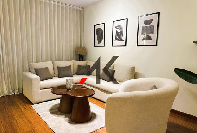 8710033 - Property Main Image