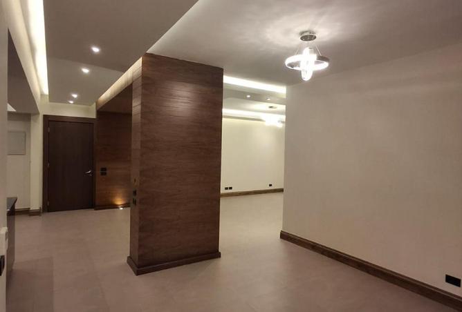 56000300 - Property Image 2