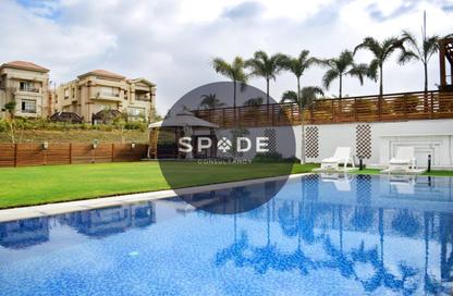 Villa - 5 - 6 for sale in Lake View - 5th Settlement Compounds - The 5th Settlement - New Cairo City - Cairo