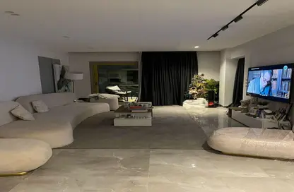 شقة - 2 غرف نوم - 2 حمامات للبيع في جاليريا  مون فالى - المستثمرين الجنوبية - مدينة القاهرة الجديدة - القاهرة