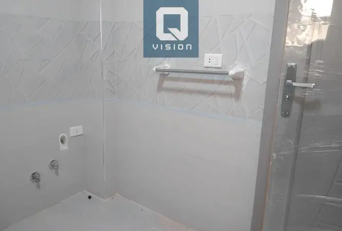 102900710 - Property Image 3