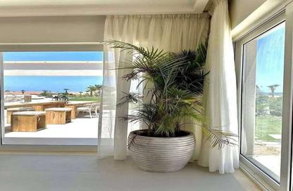 Chalet - 2 Bedrooms - 1 Bathroom for sale in Azha North - Ras Al Hekma - North Coast