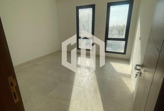 67734043 - Property Image 2