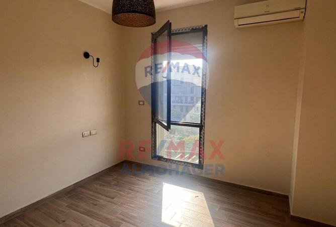 8552399 - Property Image 2