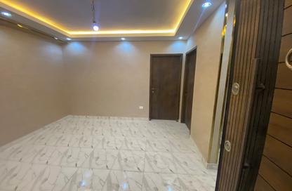 Office Space - Studio - 1 Bathroom for rent in King Faisal St. - El Talbia - Faisal - Hay El Haram - Giza
