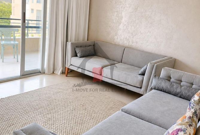 98831159 - Property Image 2