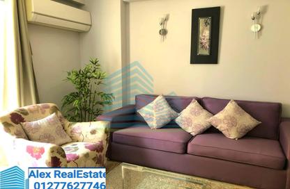 شقة - 2 غرف نوم - 1 حمام للايجار في ميدان سموحة - سموحة - حي شرق - الاسكندرية
