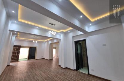 Duplex - 5 Bedrooms - 5 Bathrooms for sale in Doctor Ali Mosharafa St. - Al Narges 6 - Al Narges - New Cairo City - Cairo Duplex - 5 Bedrooms - 5 Bathrooms for sale in Doctor Ali Mosharafa St. - Al Narges 6 - Al Narges - New Cairo City - Cairo