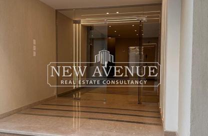 Apartment - 3 Bedrooms - 3 Bathrooms for sale in Moon Residences - Fifth Square - The 5th Settlement - New Cairo City - Cairo