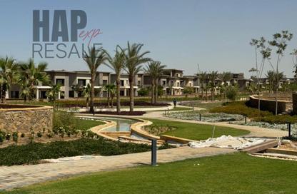 Villa - 5 - 5 for sale in Swan Lake Residence - 5th Settlement Compounds - The 5th Settlement - New Cairo City - Cairo