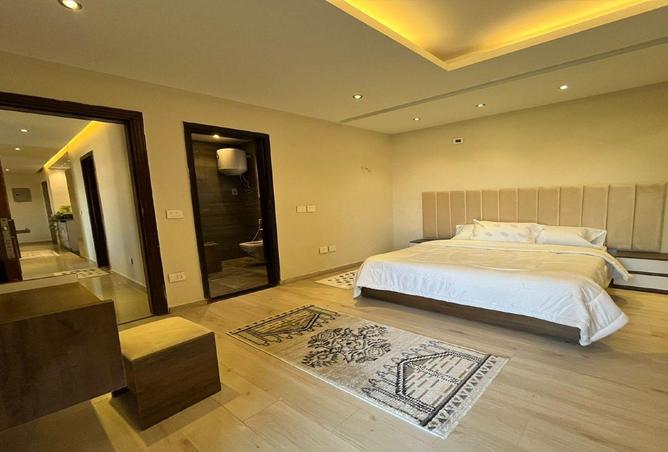 67480122 - Property Image 3