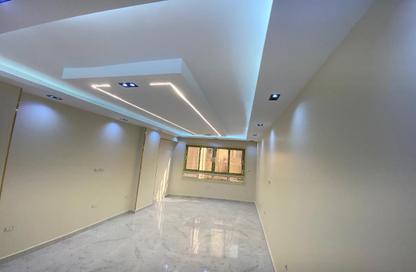 Apartment - 3 Bedrooms - 2 Bathrooms for rent in Tersa Bridge - El Haram - Hay El Haram - Giza