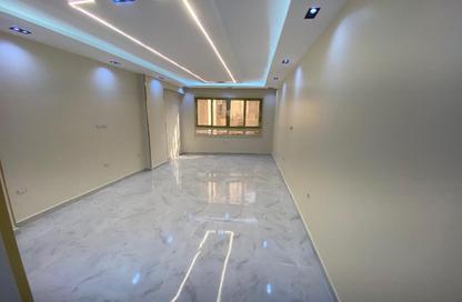 Apartment - 3 Bedrooms - 2 Bathrooms for rent in Tersa Bridge - El Haram - Hay El Haram - Giza