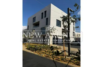 بناية كاملة - استوديو - 6 حمامات للايجار في أو ويست - كمبوندات 6 أكتوبر - مدينة 6 أكتوبر - الجيزة