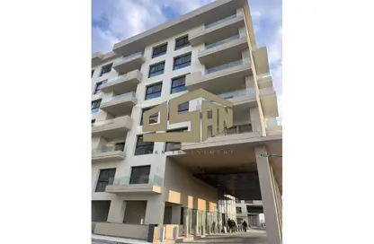 شقة - 3 غرف نوم - 3 حمامات للبيع في كمبوند البروج - كمبوندات الشروق - مدينة الشروق - القاهرة