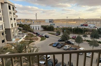 Apartment - 2 Bedrooms - 2 Bathrooms for sale in Hyde Park - New Cairo City - Cairo