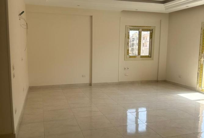 104596957 - Property Image 2