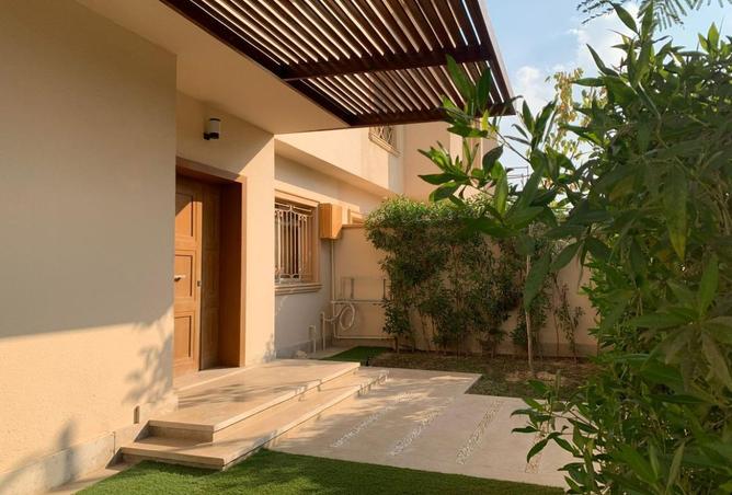 104598072 - Property Main Image