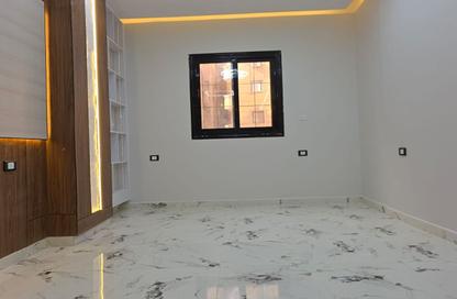 Apartment - 3 Bedrooms - 2 Bathrooms for sale in Gate 3 - Menkaure - Hadayek El Ahram - Giza