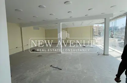 محل - استوديو - 1 حمام للايجار في شارع مجمع البنوك - شارع التسعين الجنوبي - التجمع الخامس - مدينة القاهرة الجديدة - القاهرة