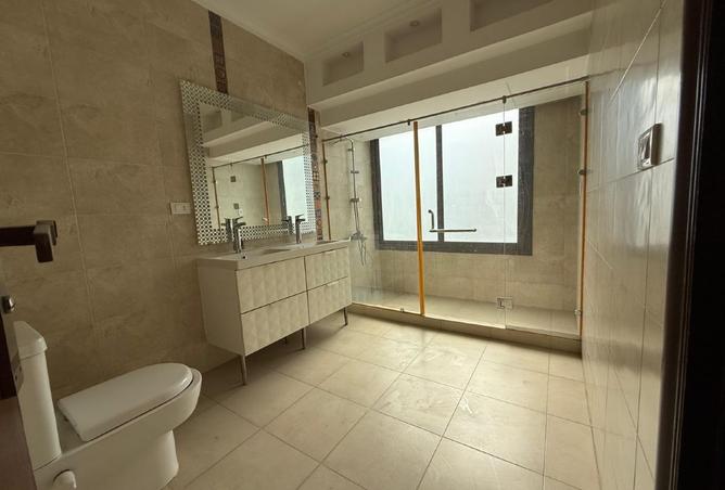 8462305 - Property Image 2