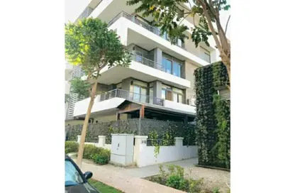 Apartment - 2 Bedrooms - 2 Bathrooms for sale in Taj City - 5th Settlement Compounds - The 5th Settlement - New Cairo City - Cairo