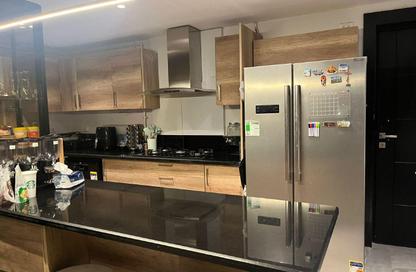 Apartment - 2 Bedrooms - 2 Bathrooms for sale in Galleria Residences - South Investors Area - New Cairo City - Cairo