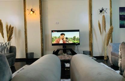 Apartment - 2 Bedrooms - 1 Bathroom for rent in Zahraa El Maadi - Hay El Maadi - Cairo