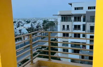 Apartment - 3 Bedrooms - 3 Bathrooms for rent in Hyde Park - New Cairo City - Cairo