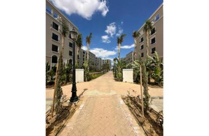 Apartment - 3 Bedrooms - 3 Bathrooms for sale in Village West - Sheikh Zayed Compounds - Sheikh Zayed City - Giza Apartment - 3 Bedrooms - 3 Bathrooms for sale in Village West - Sheikh Zayed Compounds - Sheikh Zayed City - Giza