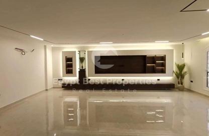 Townhouse - 4 - 4 for sale in Mivida - 5th Settlement Compounds - The 5th Settlement - New Cairo City - Cairo