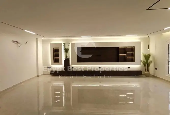 113523665 - Property Image 3