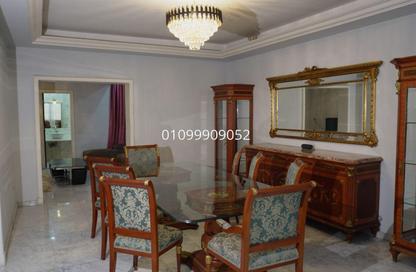 Apartment - 2 Bedrooms - 2 Bathrooms for rent in Taha Hussein St. - Zamalek - Cairo